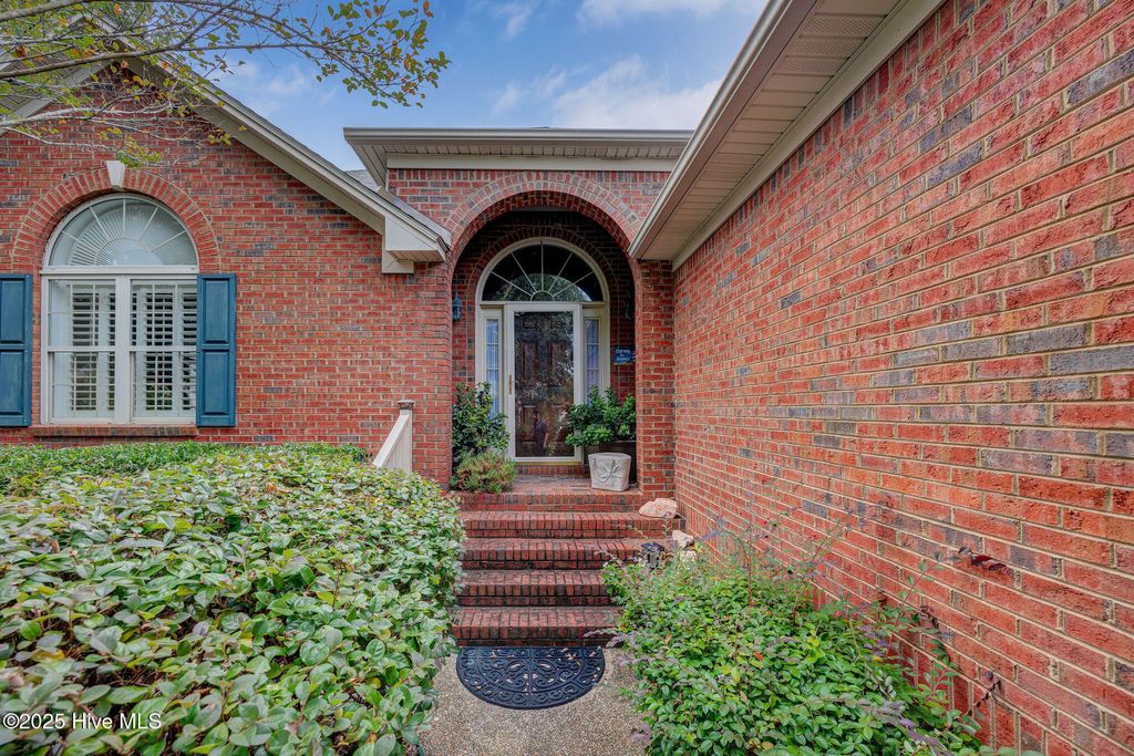 Photo of 1311 Stonehaven Court, Wilmington, NC 28411 (MLS # 100531754)