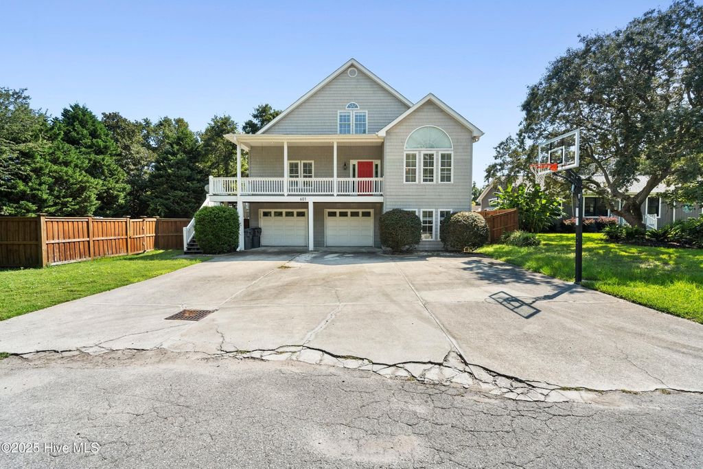 Photo of 601 Rocky Mount Avenue, Carolina Beach, NC 28428 (MLS # 100527376)