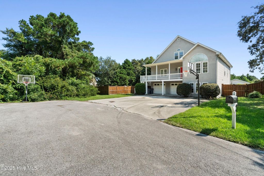 Photo of 601 Rocky Mount Avenue, Carolina Beach, NC 28428 (MLS # 100527376)