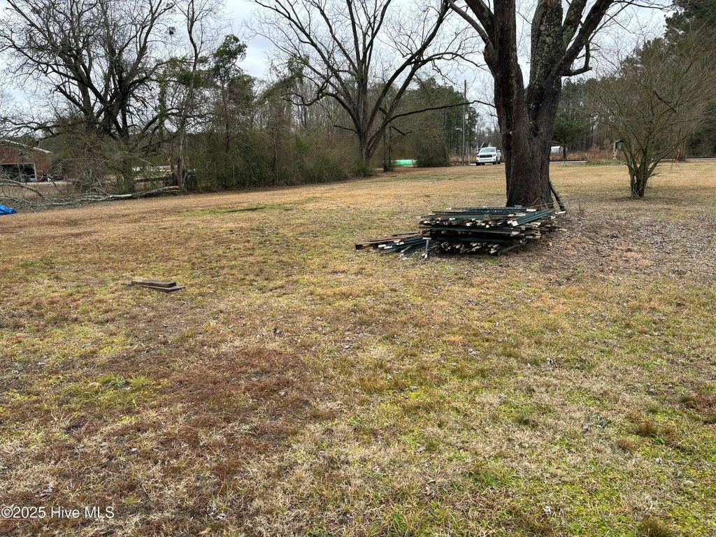 Photo of 1014 Harrells Loop Road, Jacksonville, NC 28540 (MLS # 100484635)