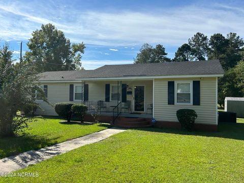 A home in Laurinburg