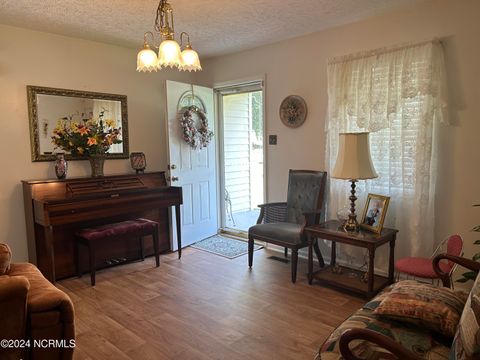 A home in Laurinburg