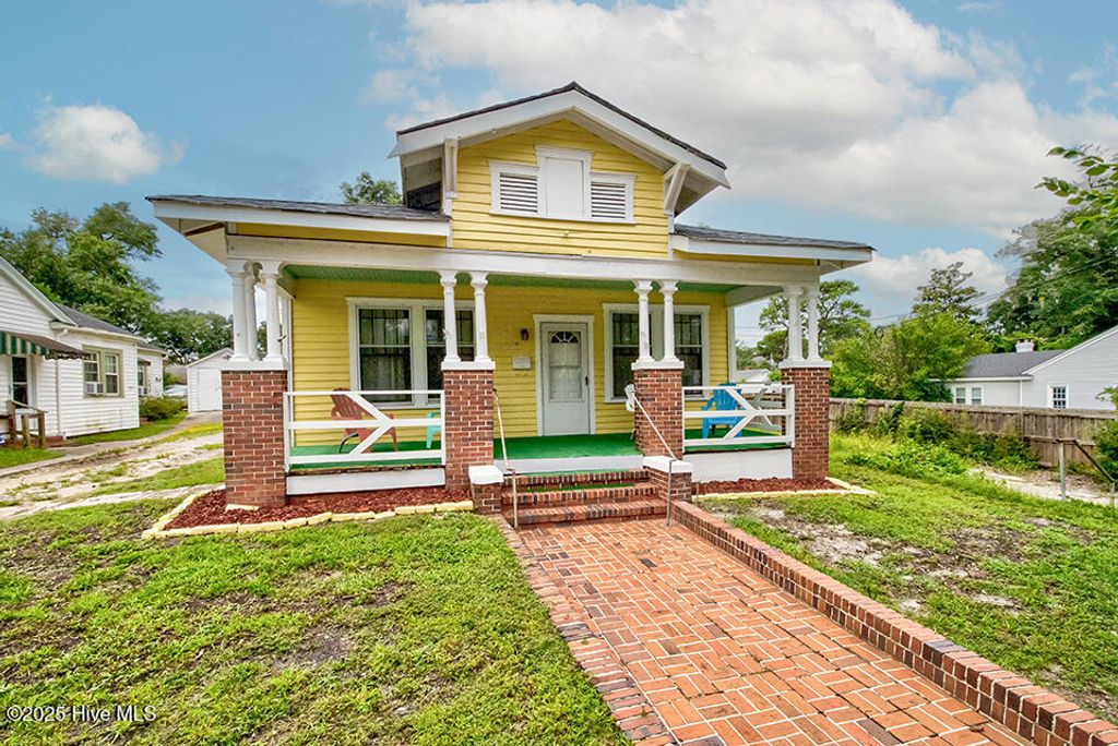 Photo of 2046 Carolina Beach Road, Wilmington, NC 28401 (MLS # 100524847)