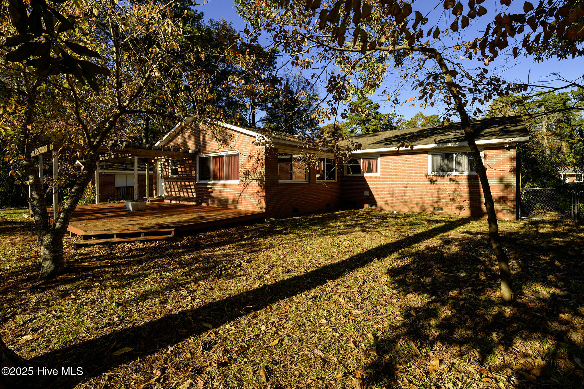 204 W Sherwood Drive