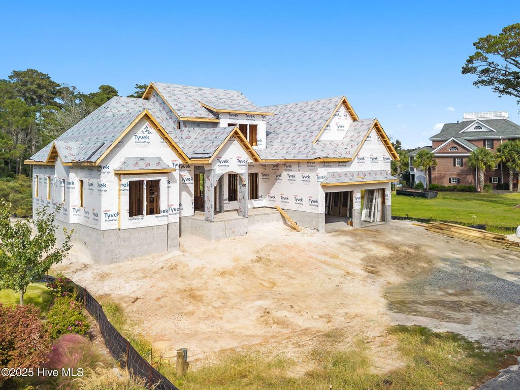 Photo of 2611 Mariners Way SE, Southport, NC 28461 (MLS # 100536610)
