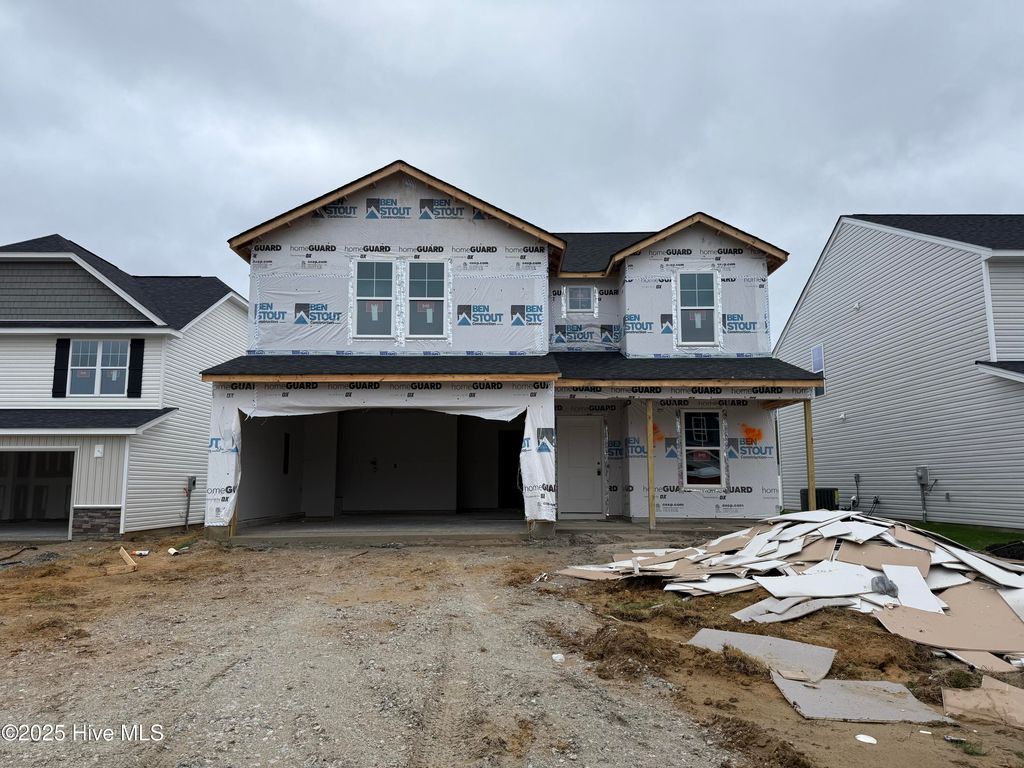 Photo of 22 E Emily Gardens Drive, Selma, NC 27576 (MLS # 100537286)