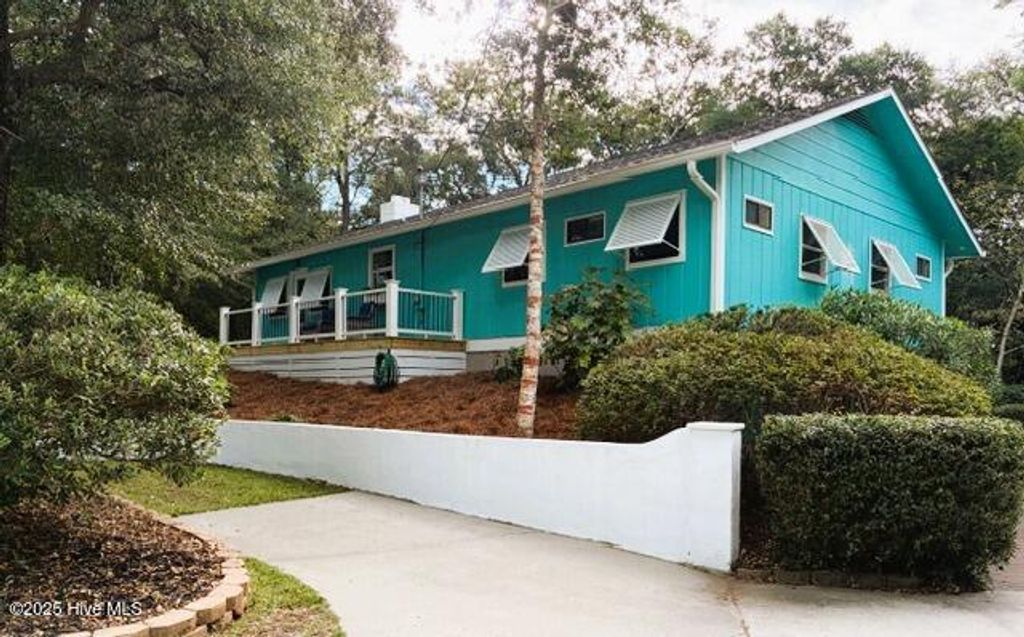 Photo of 201 Hoop Pole Creek Drive, Atlantic Beach, NC 28512 (MLS # 100533115)