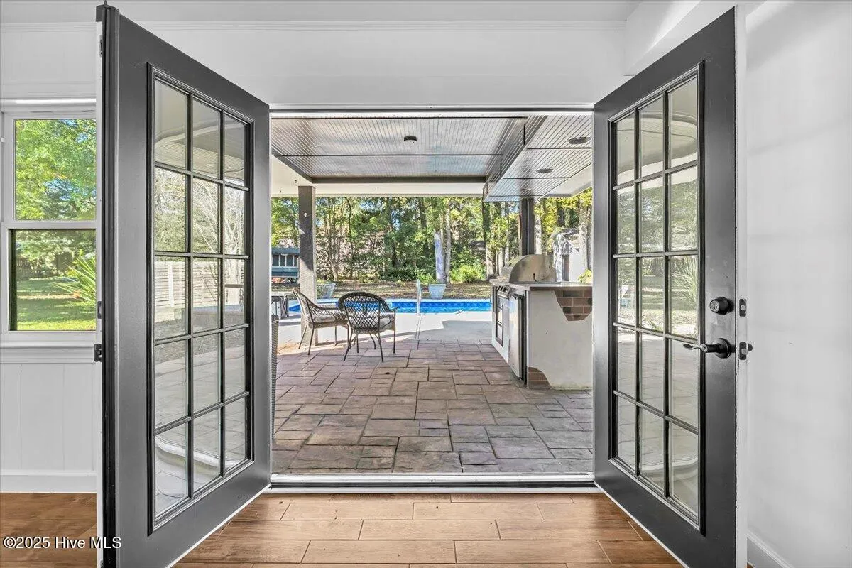 Wilmington, North Carolina 28409, United States, 3 Bedrooms Bedrooms, ,3 BathroomsBathrooms,Residential,Active,239717