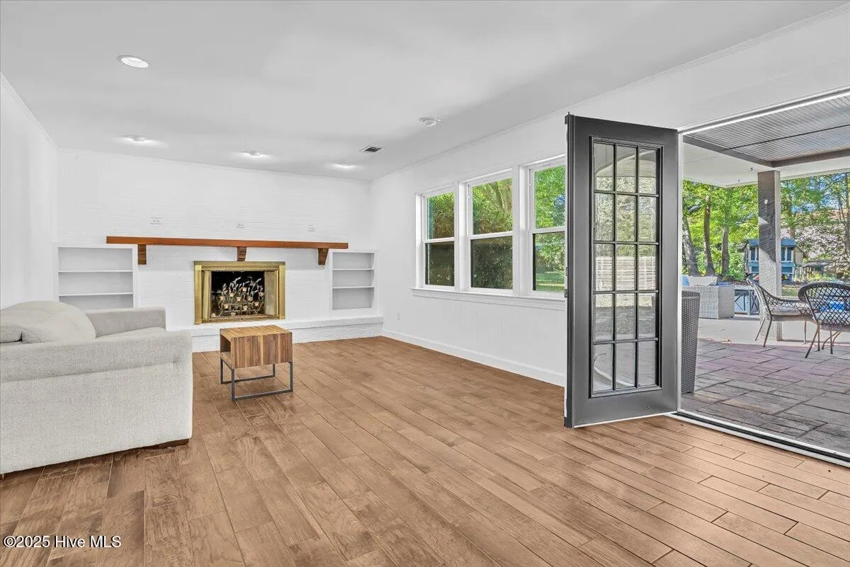 Wilmington, North Carolina 28409, United States, 3 Bedrooms Bedrooms, ,3 BathroomsBathrooms,Residential,Active,239717