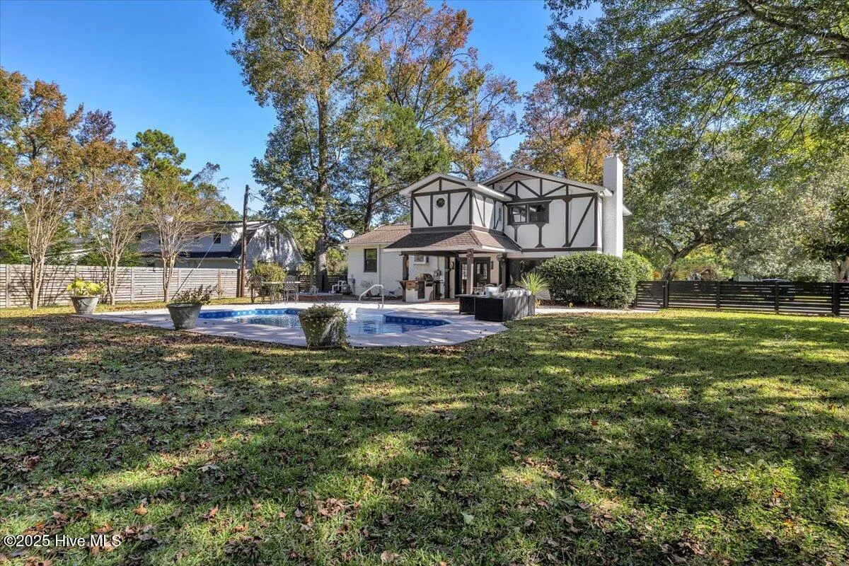 Wilmington, North Carolina 28409, United States, 3 Bedrooms Bedrooms, ,3 BathroomsBathrooms,Residential,Active,239717