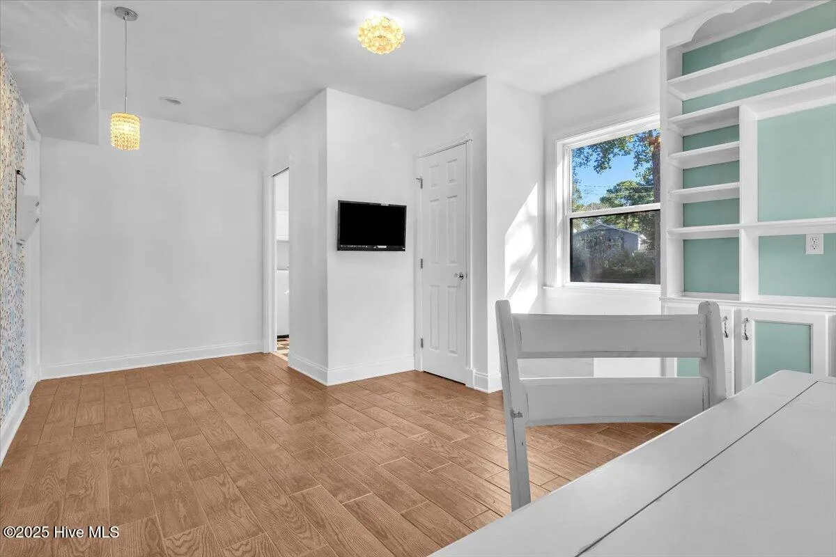 Wilmington, North Carolina 28409, United States, 3 Bedrooms Bedrooms, ,3 BathroomsBathrooms,Residential,Active,239717