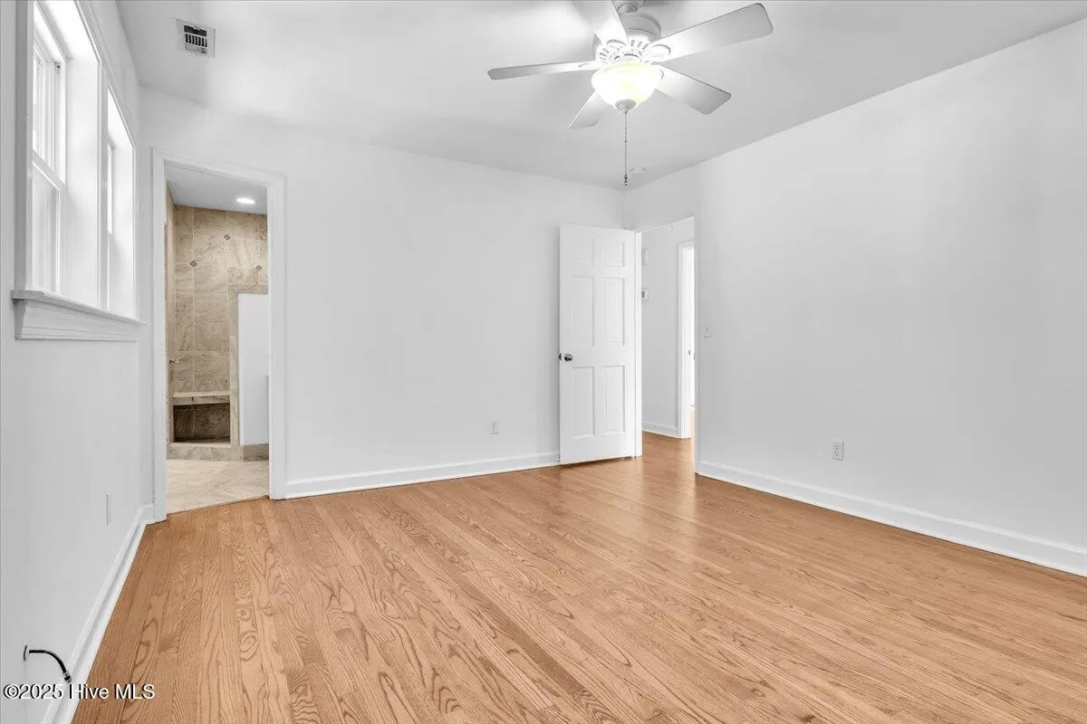 Wilmington, North Carolina 28409, United States, 3 Bedrooms Bedrooms, ,3 BathroomsBathrooms,Residential,Active,239717