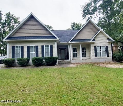 A home in Laurinburg