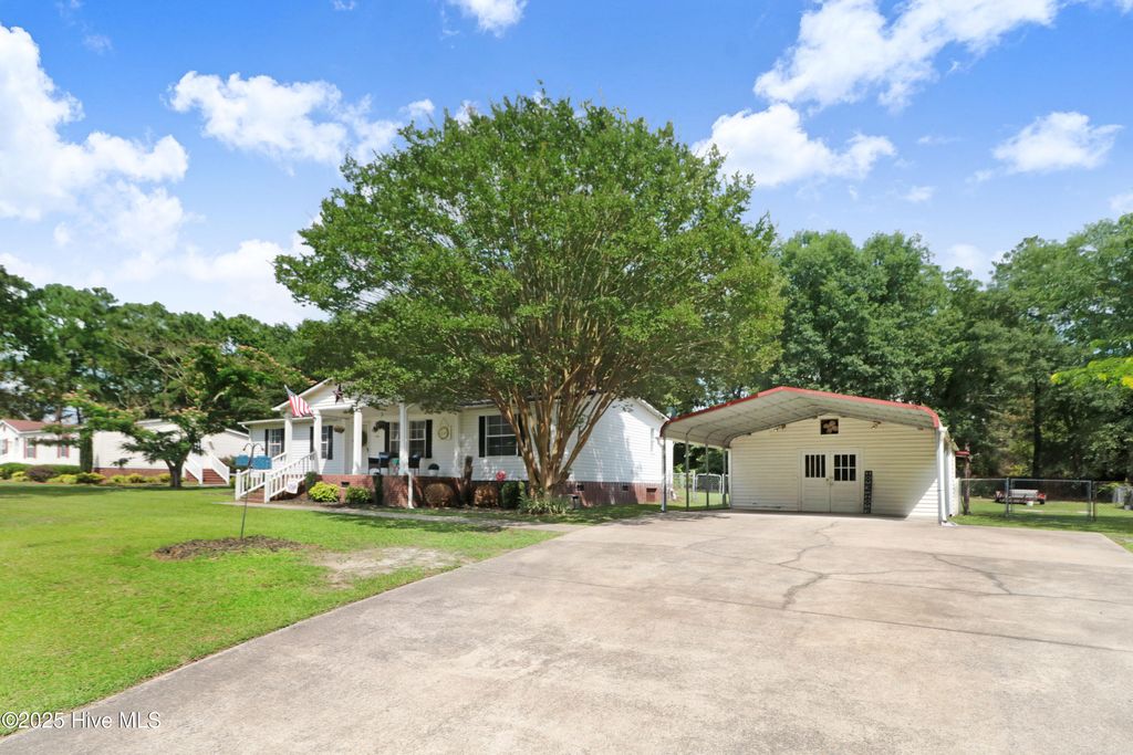 Photo of 104 Mansion Lane, Goldsboro, NC 27534 (MLS # 100536938)