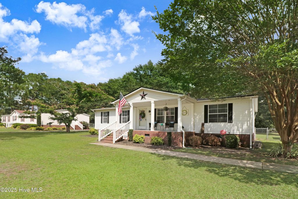 Photo of 104 Mansion Lane, Goldsboro, NC 27534 (MLS # 100536938)
