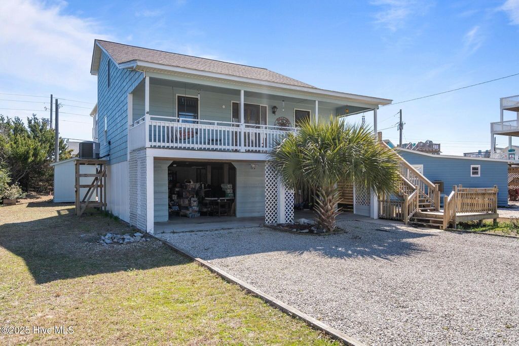 Photo of 612 N Topsail Drive, Surf City, NC 28445 (MLS # 100526636)