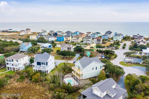 A home in North Topsail Beach