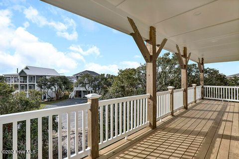 A home in North Topsail Beach