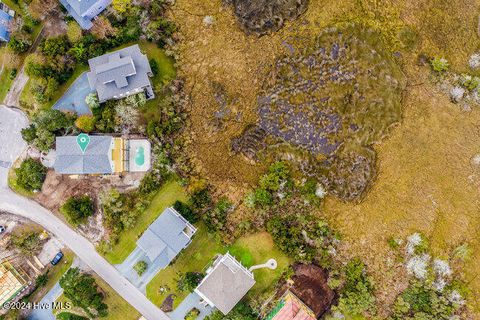 A home in North Topsail Beach