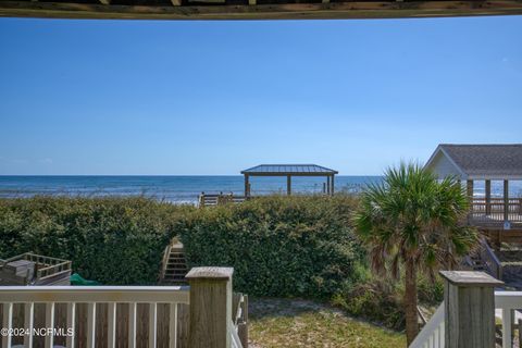 A home in North Topsail Beach