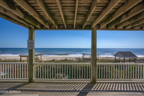 A home in North Topsail Beach