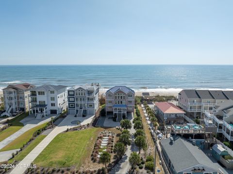 A home in North Topsail Beach