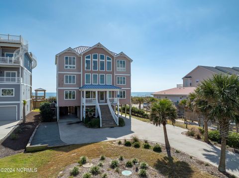 A home in North Topsail Beach