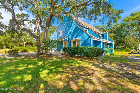 A home in Oak Island