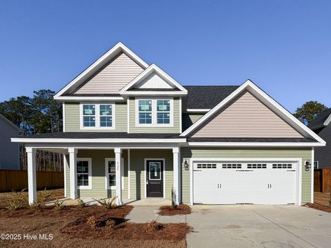 A home in Hubert