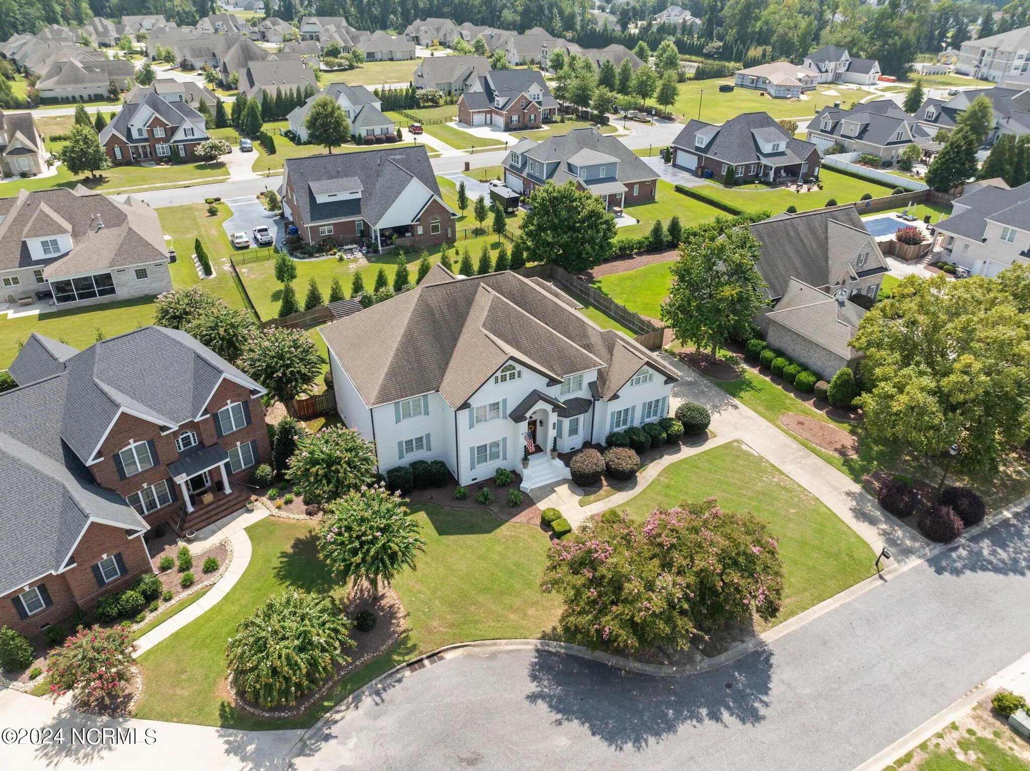Greenville, North Carolina 27858, United States, 5 Bedrooms Bedrooms, ,5 BathroomsBathrooms,Residential,Pending,79812