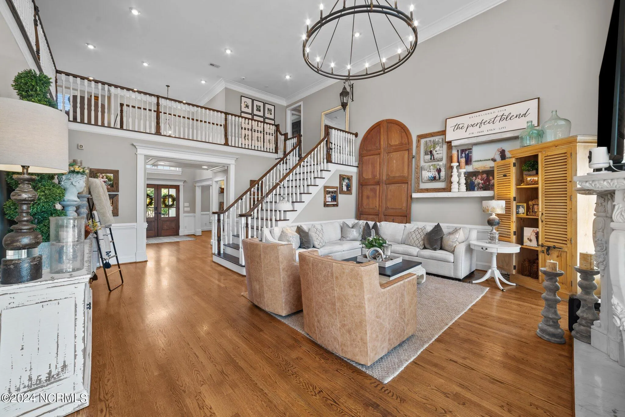 Greenville, North Carolina 27858, United States, 5 Bedrooms Bedrooms, ,5 BathroomsBathrooms,Residential,Pending,79812
