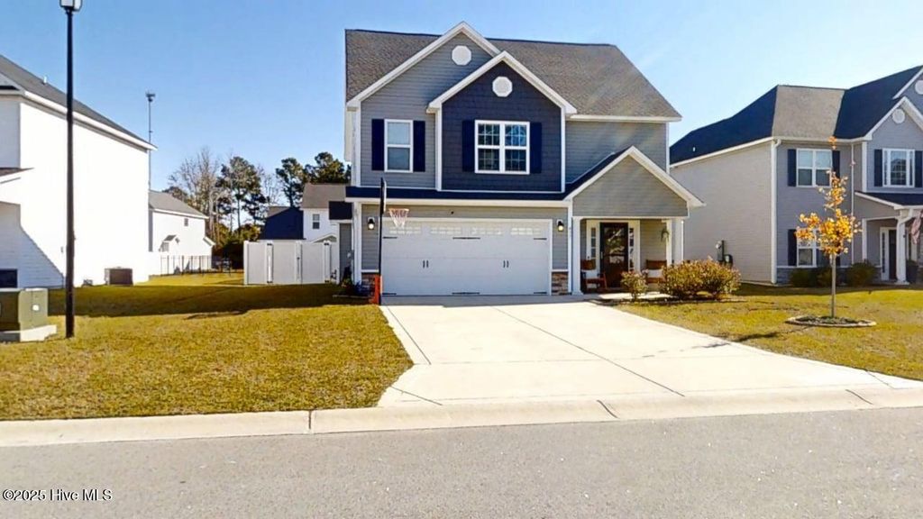 Photo of 437 Nantucket Trail, Sneads Ferry, NC 28460 (MLS # 100539509)