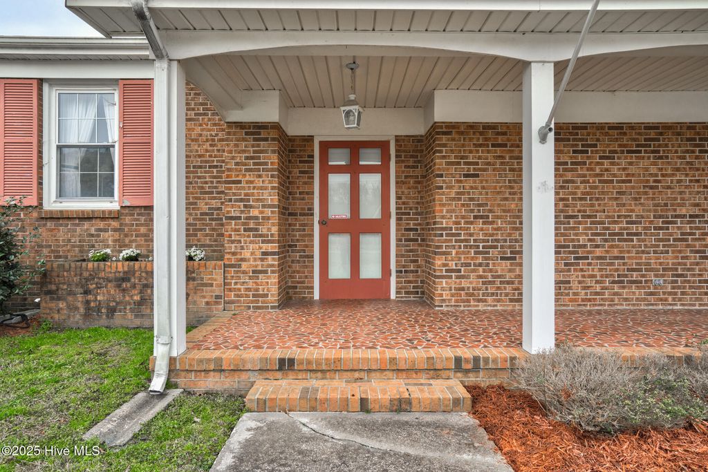 Photo of 211 Brandon Avenue, Tarboro, NC 27886 (MLS # 100490376)
