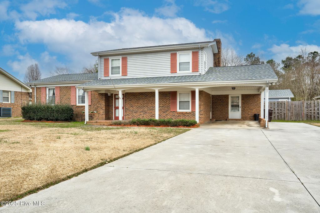 Photo of 211 Brandon Avenue, Tarboro, NC 27886 (MLS # 100490376)