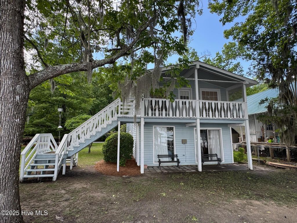 Photo of 2810 Canal Cove Road, Lake Waccamaw, NC 28450 (MLS # 100543685)