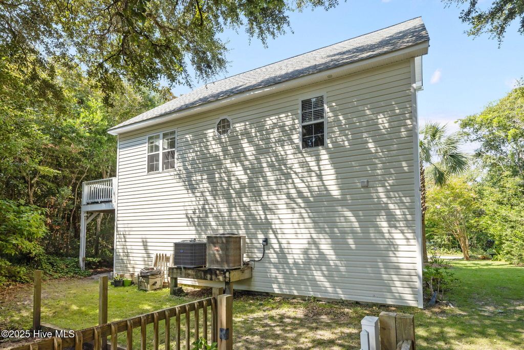 Photo of 204 Holly Street, Emerald Isle, NC 28594 (MLS # 100526445)