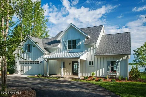 MLS: 100503904