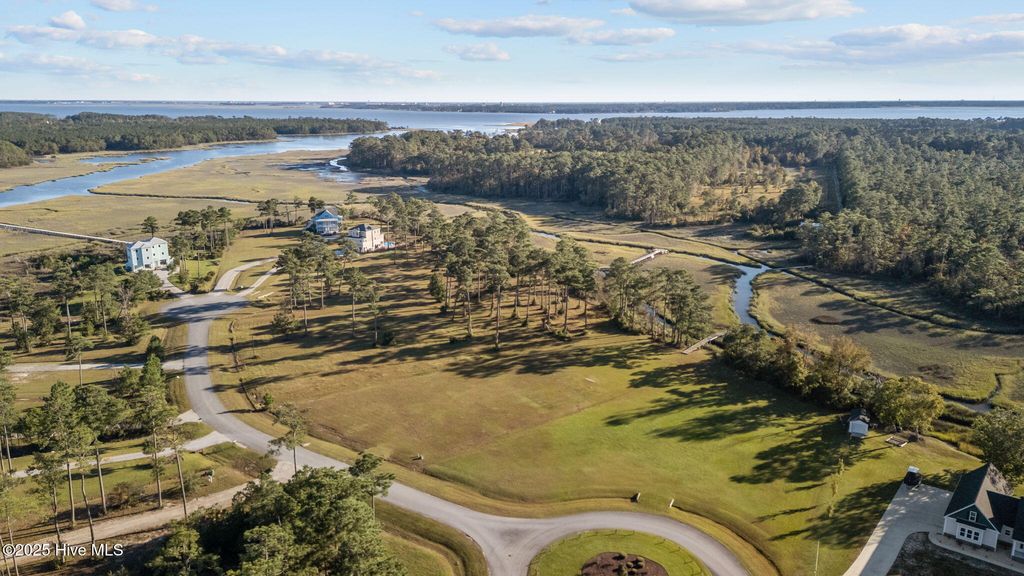 Photo of 212 Settlement Lane, Newport, NC 28570 (MLS # 100537360)