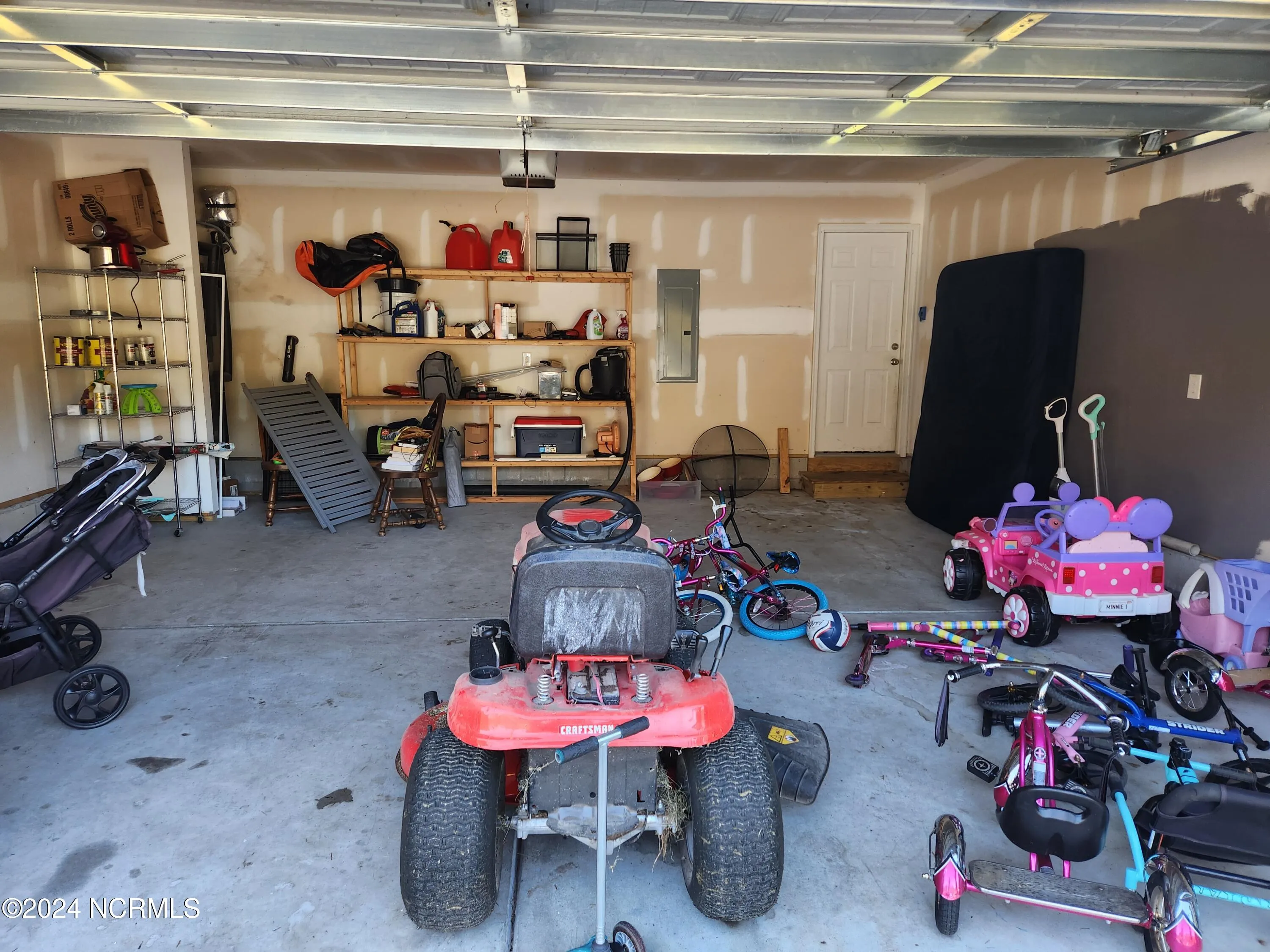 Goldsboro, North Carolina 27530, United States, 3 Bedrooms Bedrooms, ,2 BathroomsBathrooms,Residential,Active,36549