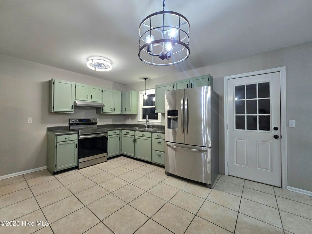 Photo of 1304 Stacie Drive, Elizabeth City, NC 27909 (MLS # 100538730)