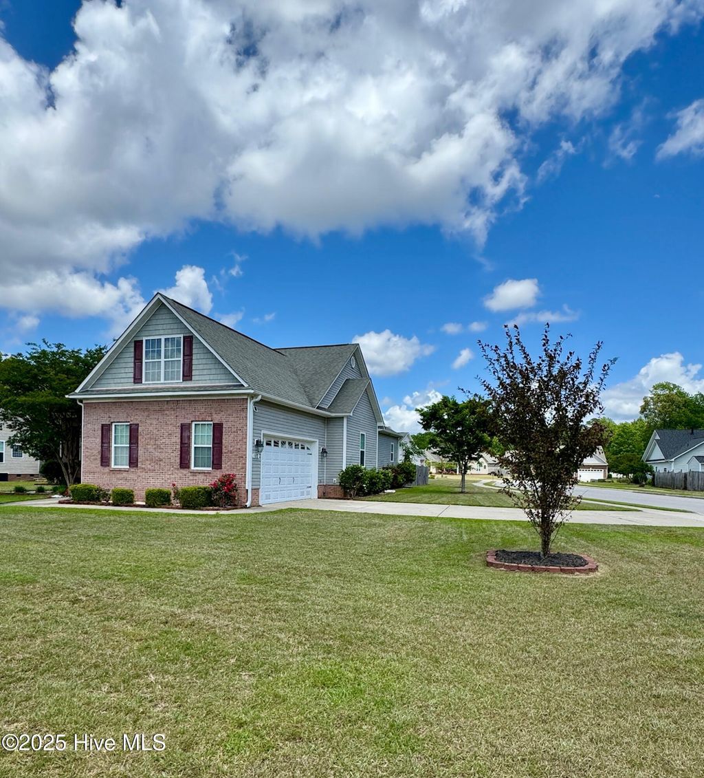 Photo of 102 Woodberry Place, Jacksonville, NC 28540 (MLS # 100511273)