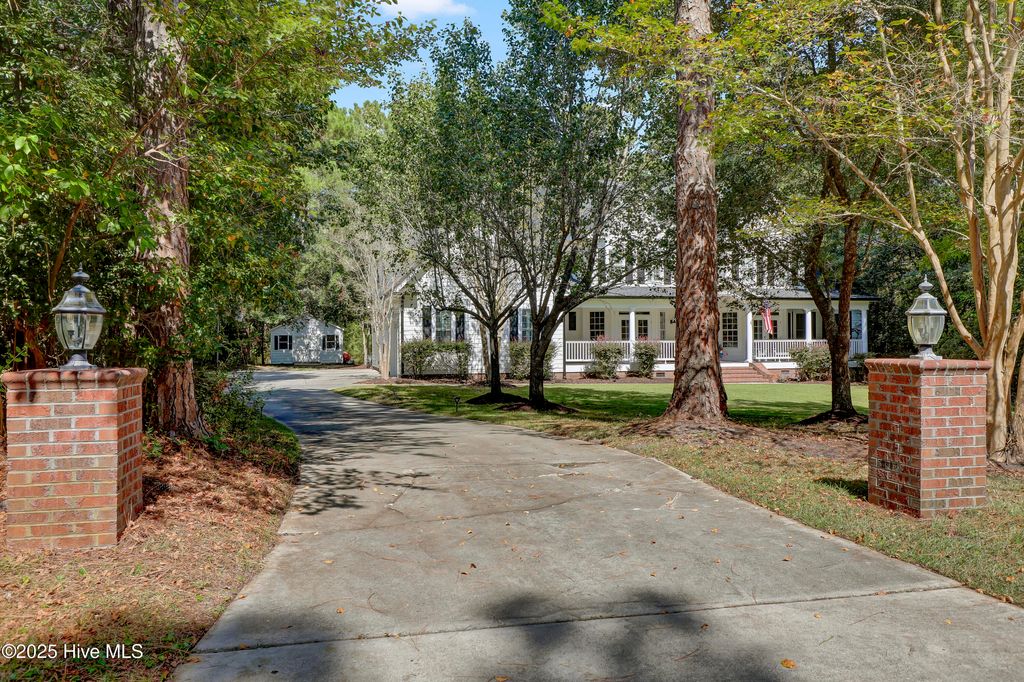 Photo of 107 Laughing Gull Lane, Hampstead, NC 28443 (MLS # 100531493)