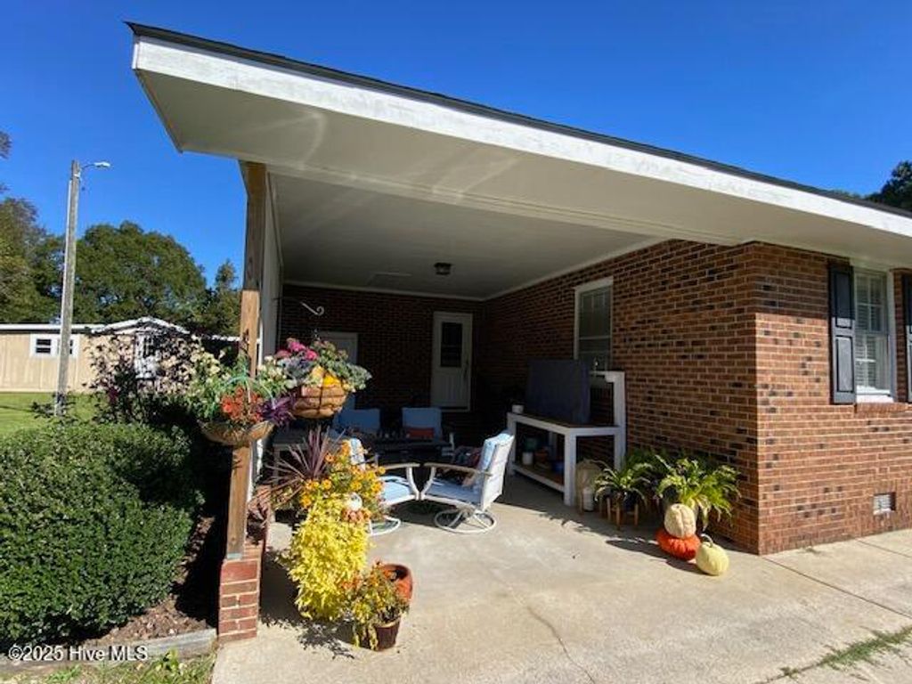 Photo of 161 Hill Lane, Sneads Ferry, NC 28460 (MLS # 100538023)
