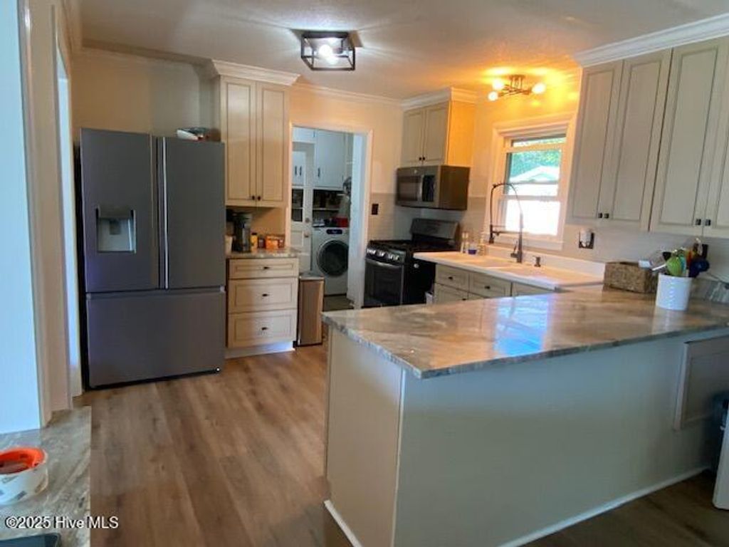 Photo of 161 Hill Lane, Sneads Ferry, NC 28460 (MLS # 100538023)