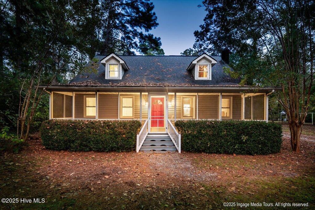 Photo of 6681 Beaver Dam Road, Ayden, NC 28513 (MLS # 100537502)
