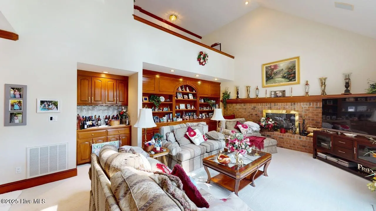 Goldsboro, North Carolina 27534, United States, 5 Bedrooms Bedrooms, ,6 BathroomsBathrooms,Residential,Active,87685