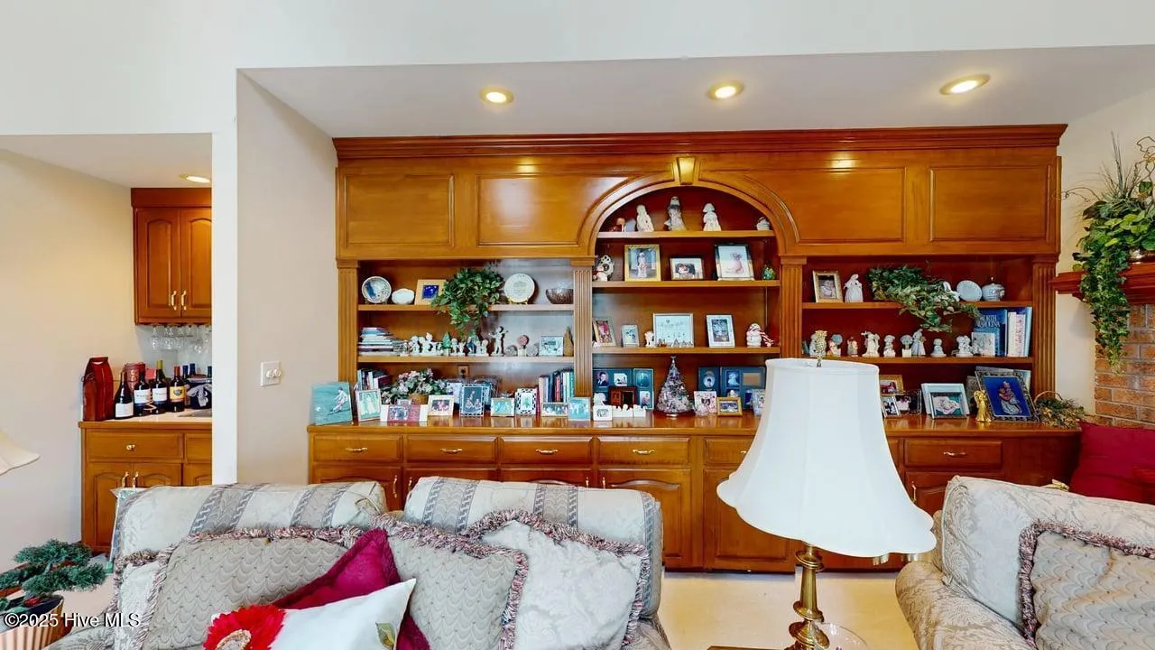 Goldsboro, North Carolina 27534, United States, 5 Bedrooms Bedrooms, ,6 BathroomsBathrooms,Residential,Active,87685