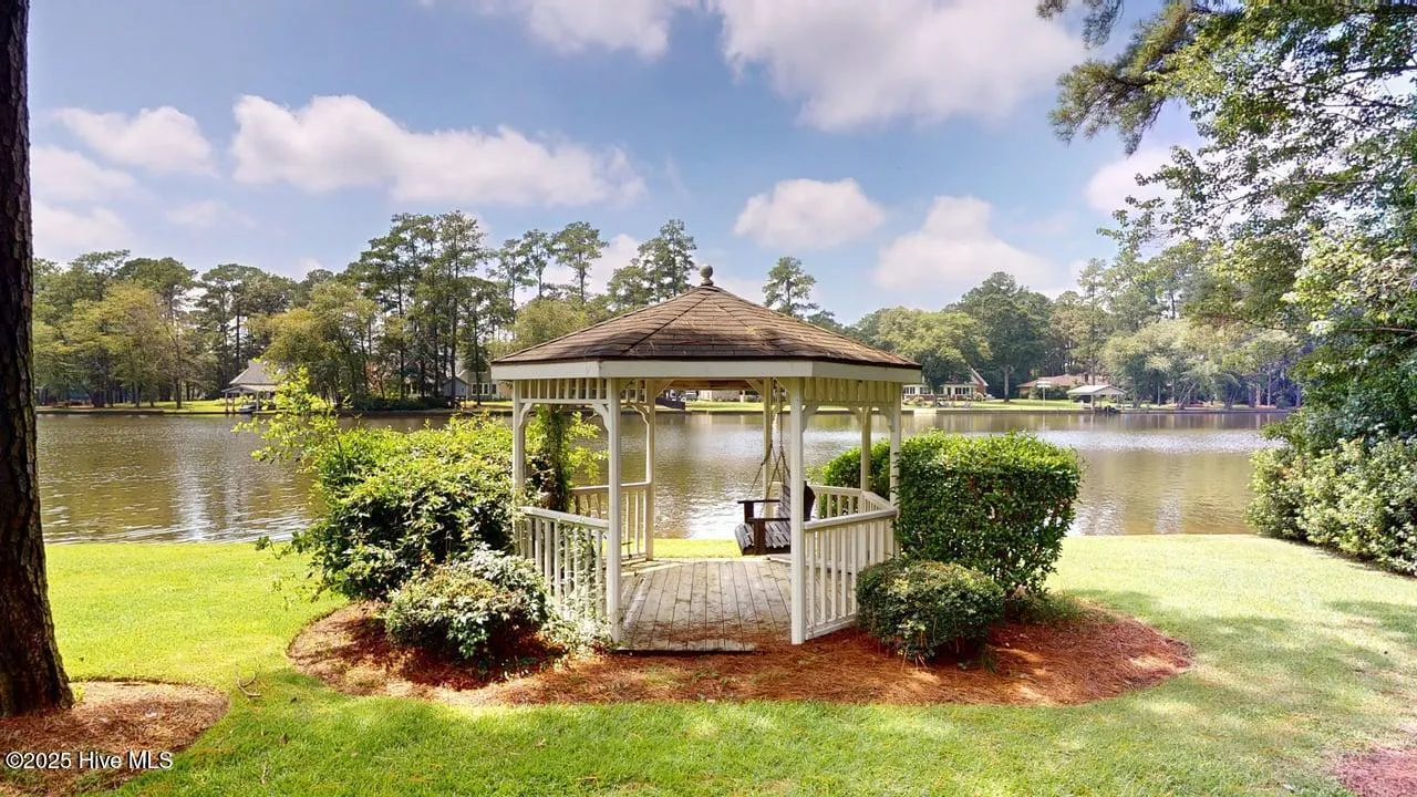 Goldsboro, North Carolina 27534, United States, 5 Bedrooms Bedrooms, ,6 BathroomsBathrooms,Residential,Active,87685