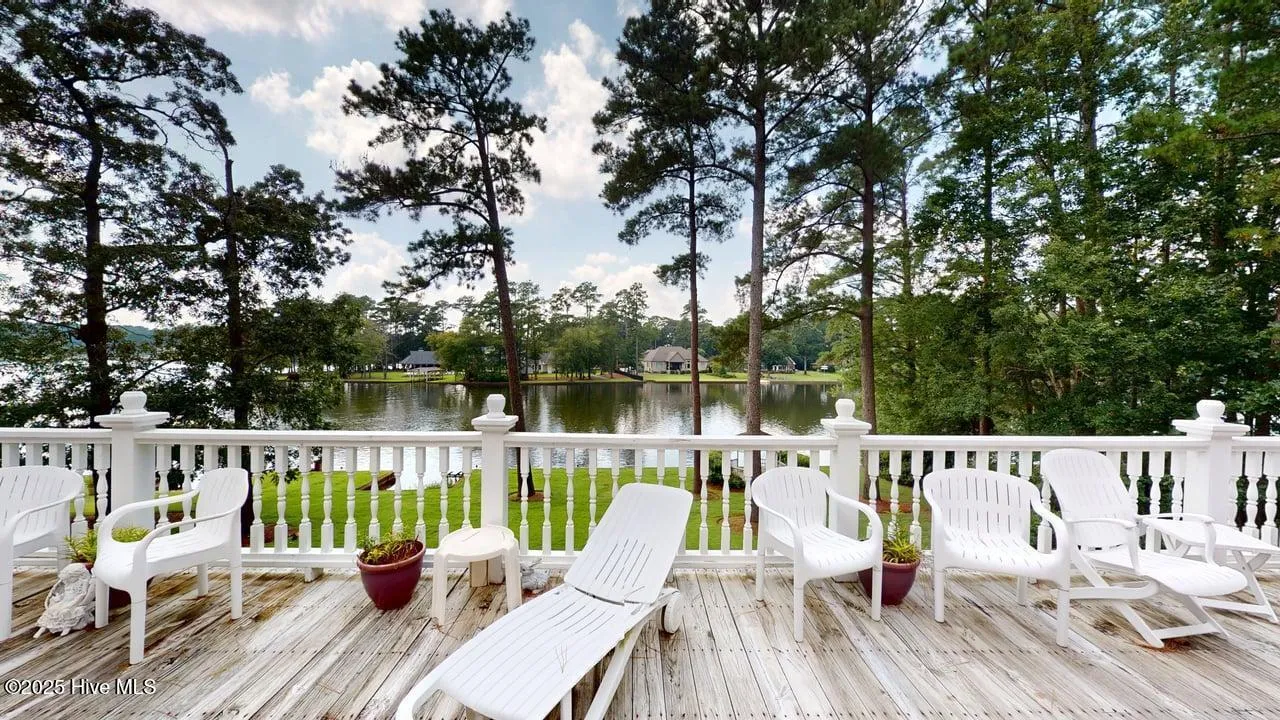 Goldsboro, North Carolina 27534, United States, 5 Bedrooms Bedrooms, ,6 BathroomsBathrooms,Residential,Active,87685