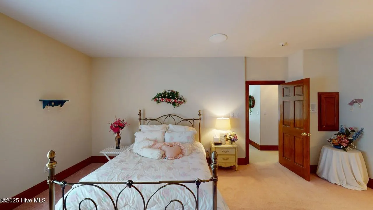 Goldsboro, North Carolina 27534, United States, 5 Bedrooms Bedrooms, ,6 BathroomsBathrooms,Residential,Active,87685